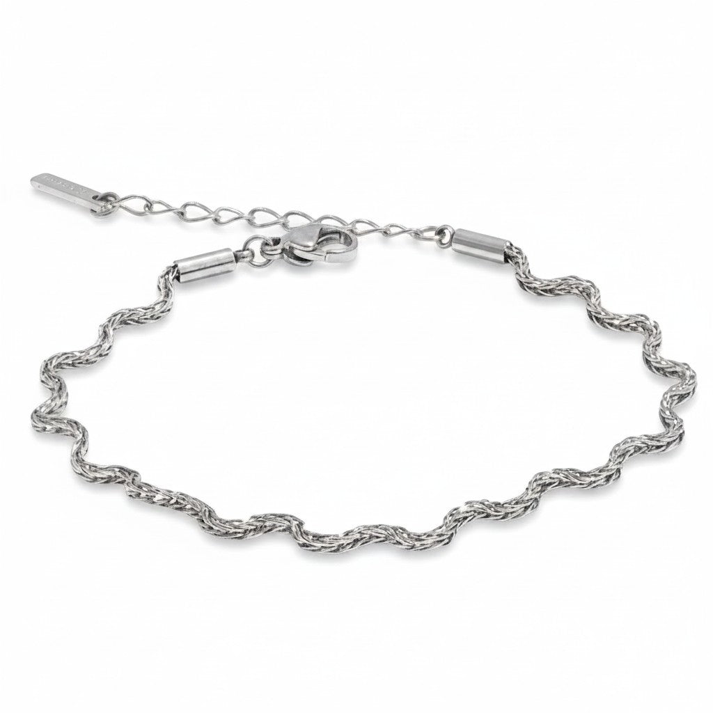 PRO RAY ELVARA silver wave chain bracelet with textured detailing and adjustable clasp.