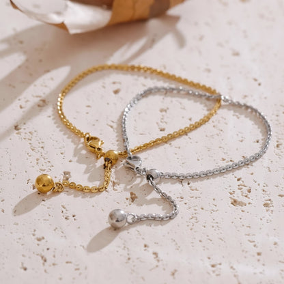 PRO RAY AELORA bracelet in gold and silver, delicate chain with polished bead accents and adjustable closure.