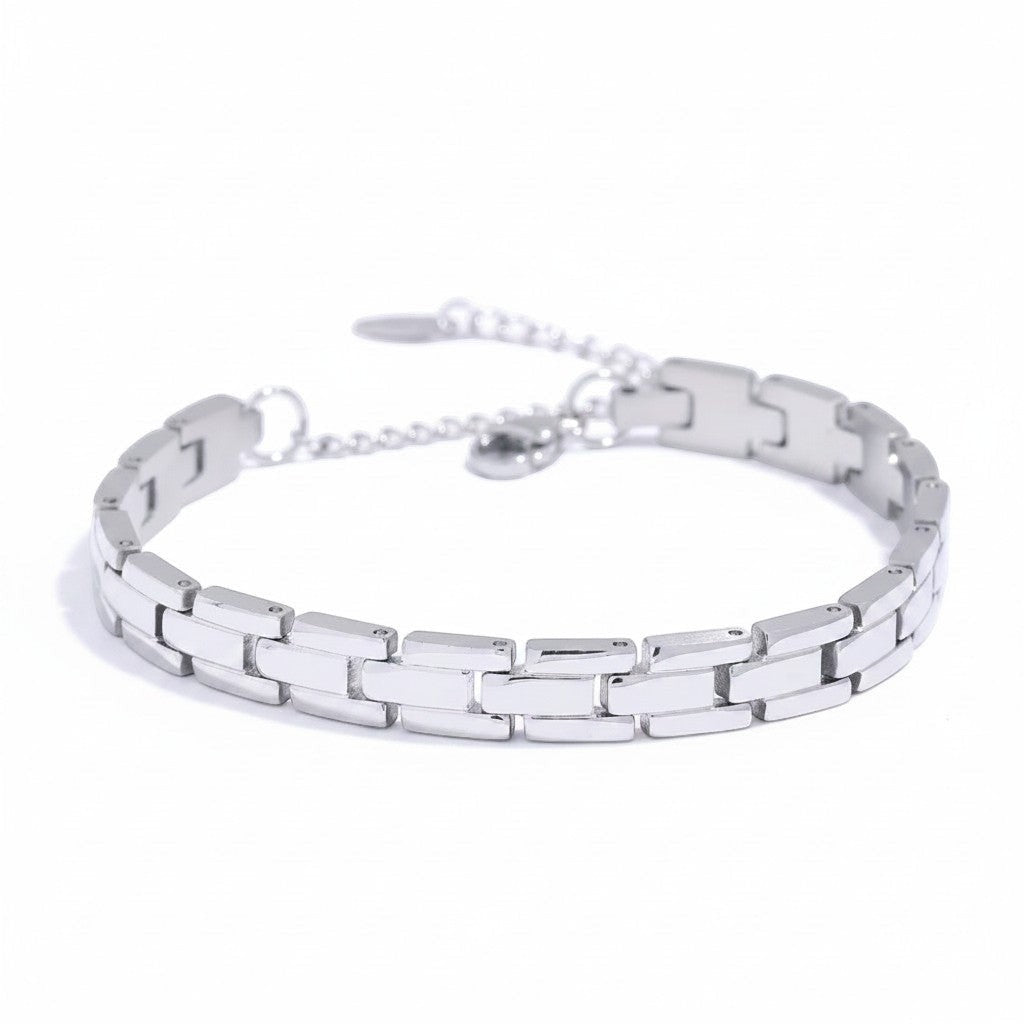 PRO RAY KAELIS silver-tone chain bracelet with geometric links, adjustable length, 8mm width.